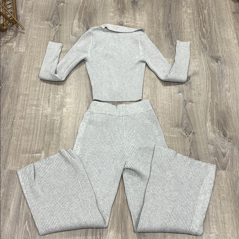 Aerie Light Gray Ribbed Wide Leg 2 piece set - Picture 5 of 5